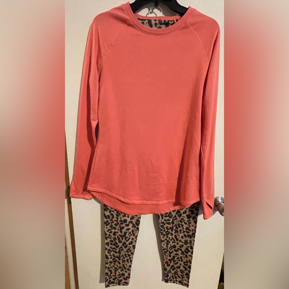 NWOT Climate Right by Cuddl Duds size medium
